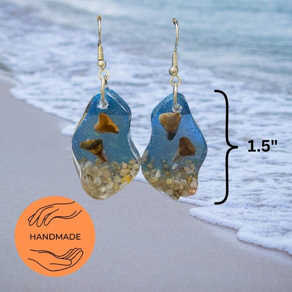 Handmade Shark Tooth earrings - Picture 2 of 3